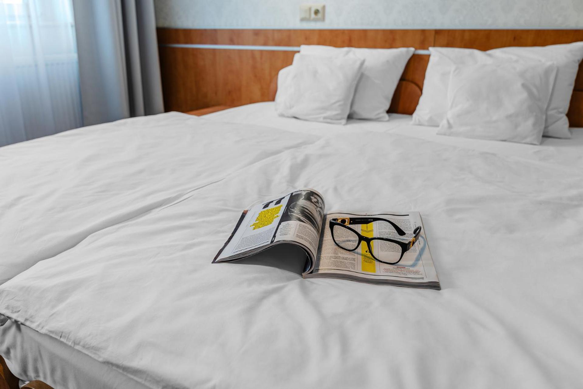 Hotel Bristol Κίελτσε Εξωτερικό φωτογραφία